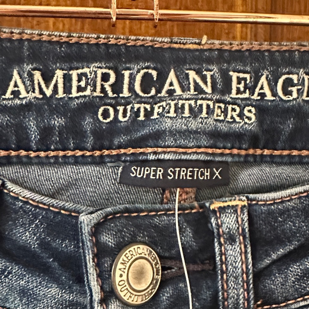American Eagle Outfitters Women's Deep Indigo Skinny Jeans size 2 Short - Picture 2 of 13